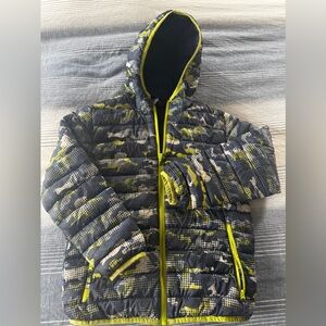 Eddie Bauer Boys full zip puffer jacket